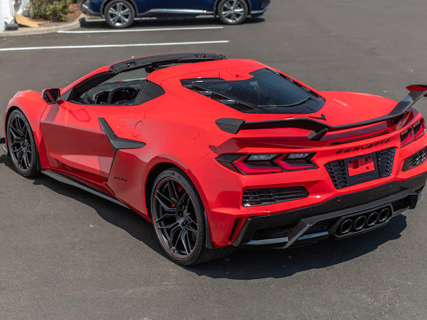 CORVETTE C8 Z06 & E-RAY | LICENSE PLATE BACKING